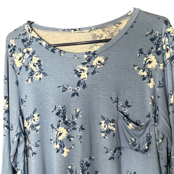 AJ My Amelia James Blue Flower Top, Size 3XL - Picture 4 of 11